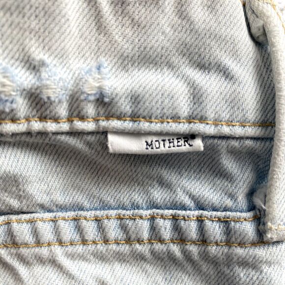 MOTHER Jeans Women Sz 26 Light Wash Distressed The Dropout Fray Get Blondie - Picture 13 of 16